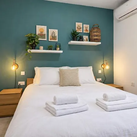 Stylish 2bed With Balcony Near Valletta *