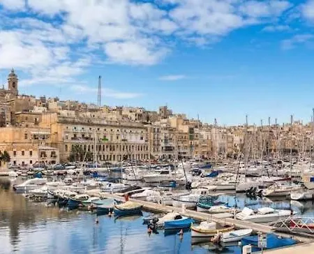 Stylish 2bed With Balcony Near Valletta Appartement